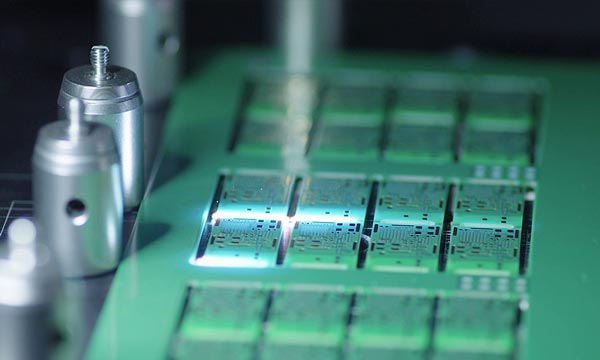 使用紫外激光切割機的功率真的越大越好嗎？(圖1)